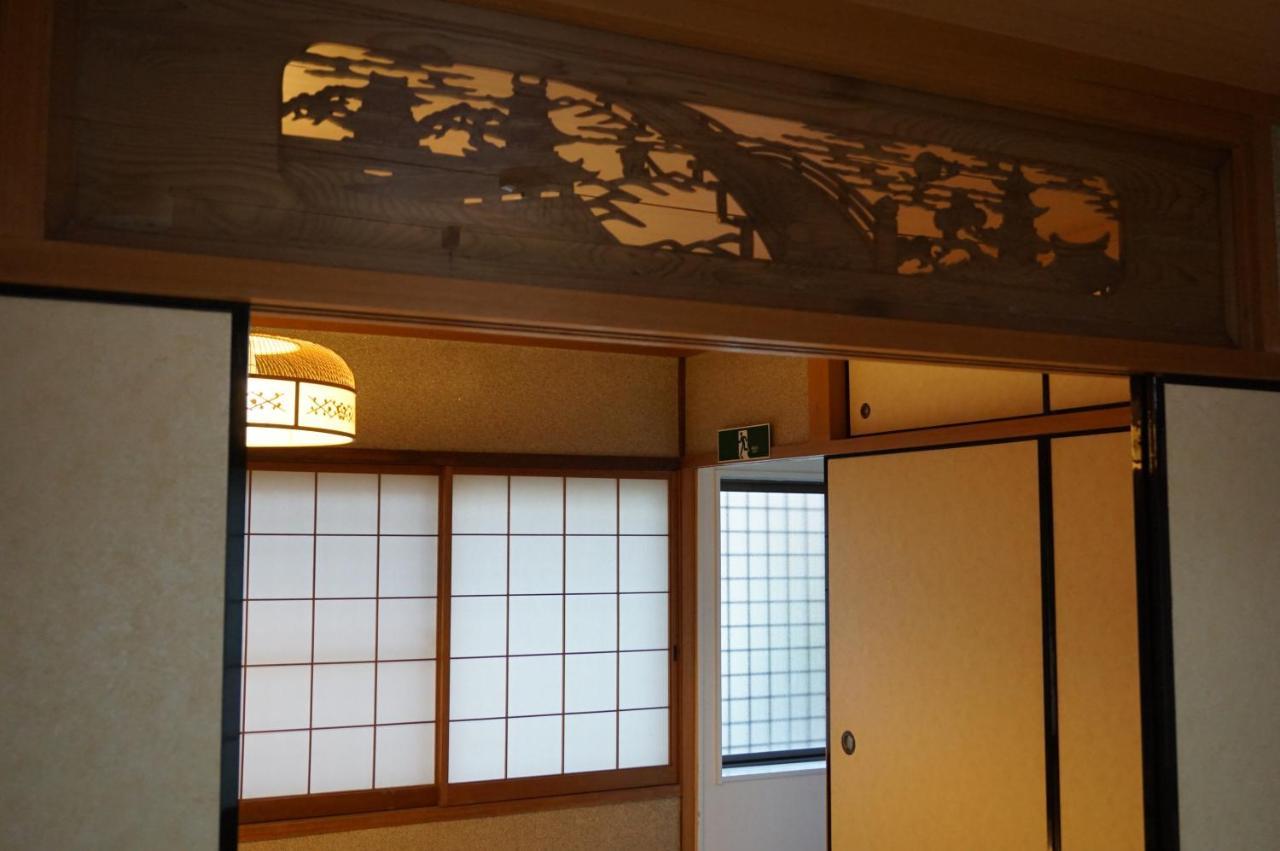 Guesthouse Ten-Roku - Female Only Osaka Eksteriør billede