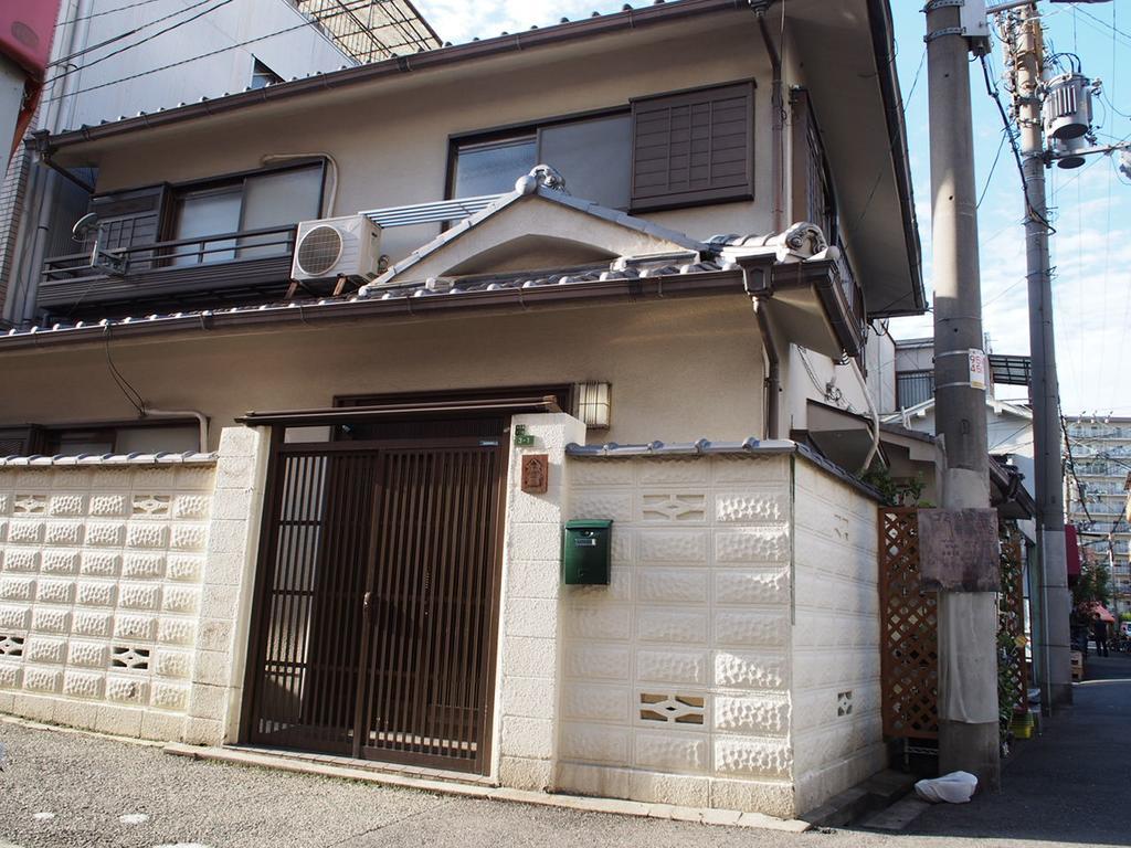 Guesthouse Ten-Roku - Female Only Osaka Eksteriør billede