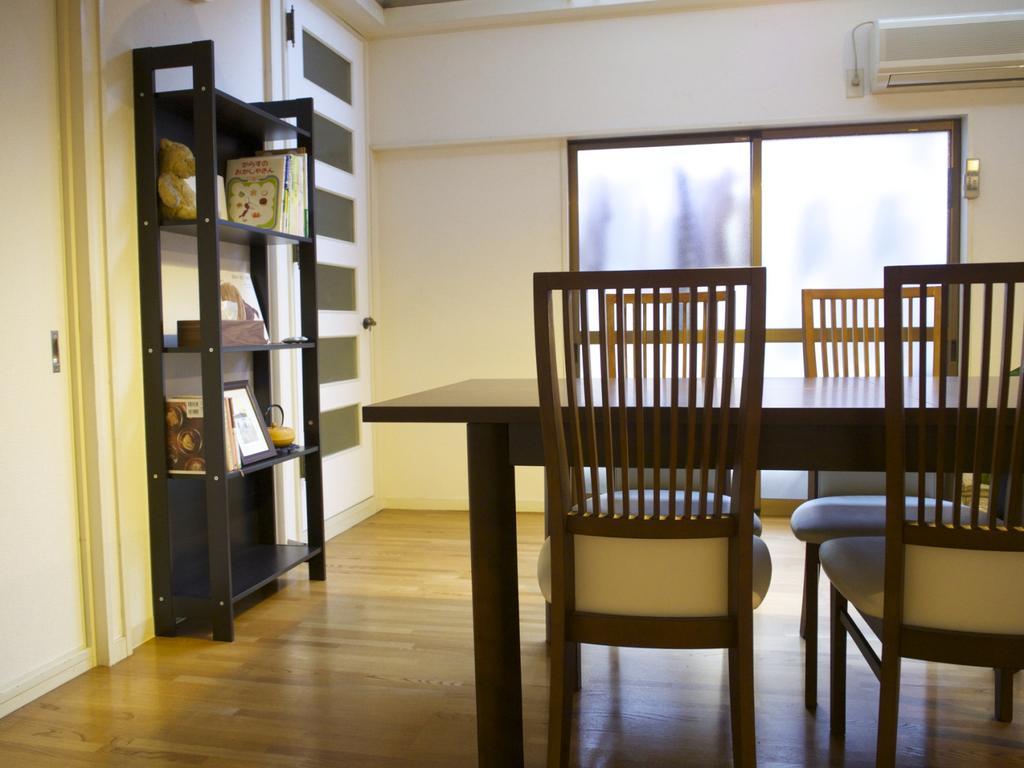 Guesthouse Ten-Roku - Female Only Osaka Eksteriør billede
